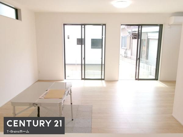 北名古屋市熊之庄13期 1号棟 全6棟(リビング)