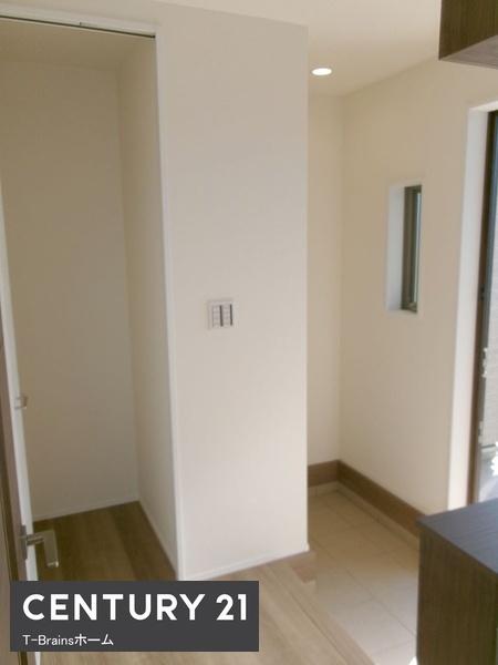 一宮市北方町中島　2号棟　全3棟