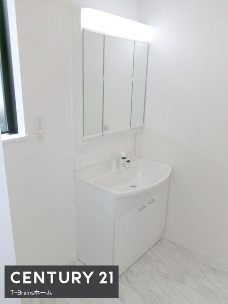 北名古屋市熊之庄山の前　全1棟