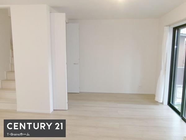 北名古屋市熊之庄山の前　全1棟