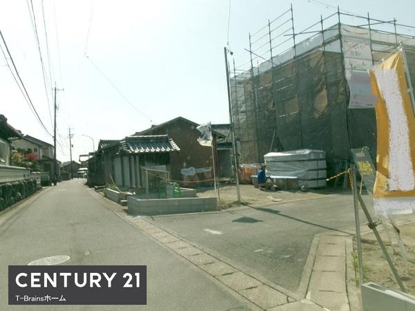 津島市越津町　3号棟　全3棟