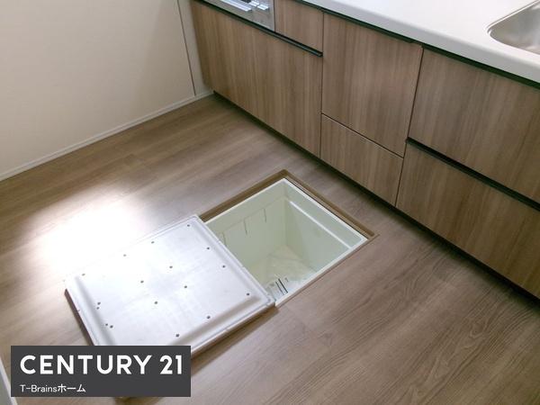 津島市江東町三丁目　1号棟　全1棟