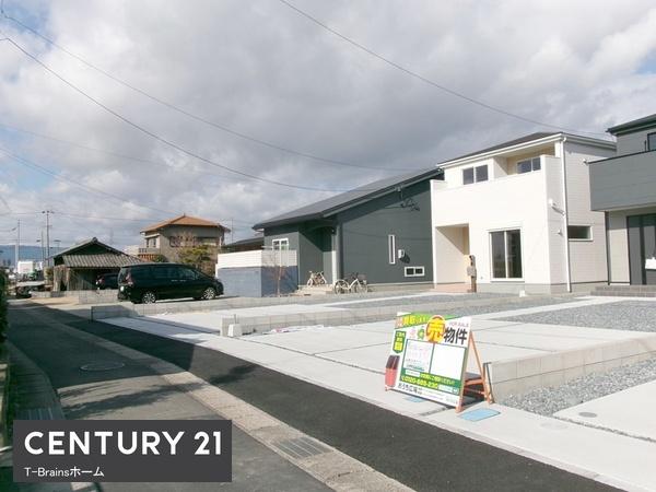 愛西市諸桑町　2号棟　全3棟