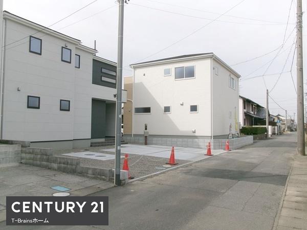 羽島市正木町新井第2　2号棟　全3棟