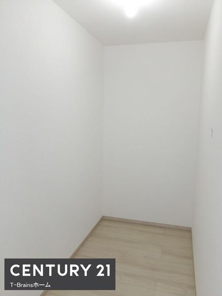 北名古屋市片場八瀬の木44番　A号棟　全1棟