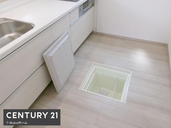 北名古屋市片場八瀬の木44番　A号棟　全1棟
