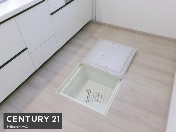 一宮市萩原町林野28番　A号棟　全3棟