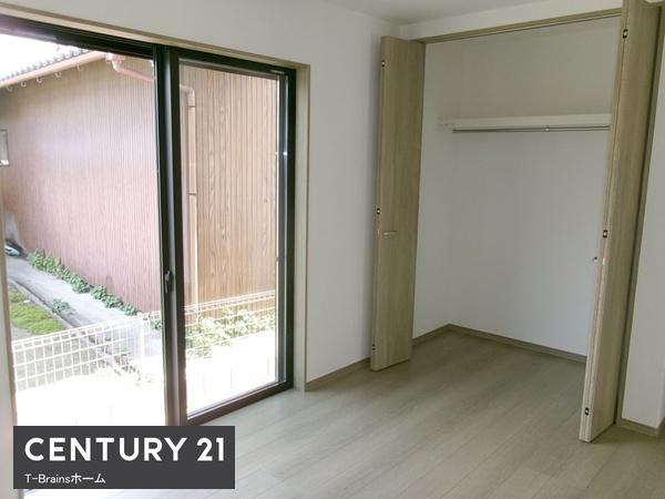 一宮市萩原町林野28番　B号棟　全3棟