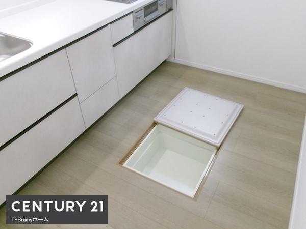 一宮市萩原町林野28番　C号棟　全3棟