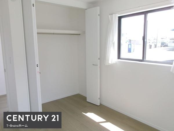 北名古屋市熊之庄牛流3番　A号棟　全1棟