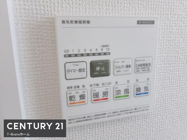 北名古屋市熊之庄牛流3番　A号棟　全1棟