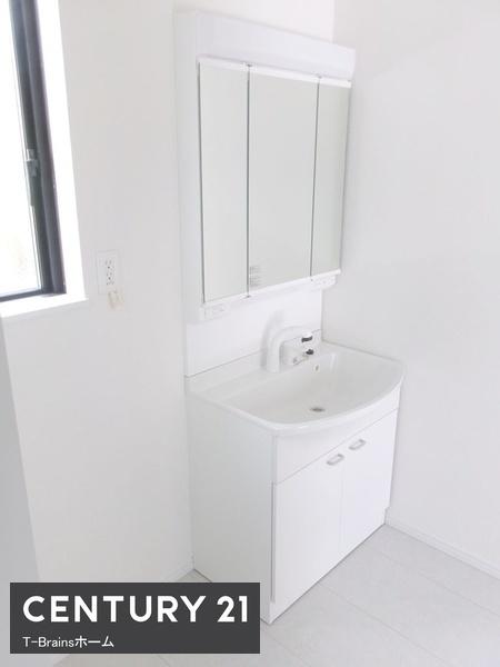 北名古屋市熊之庄十二社99番　B号棟　全4棟