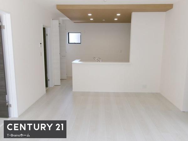 稲沢市平和町法立北瀬古第3　1号棟　全2棟