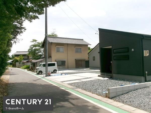 稲沢市平和町法立北瀬古第3　2号棟　全2棟