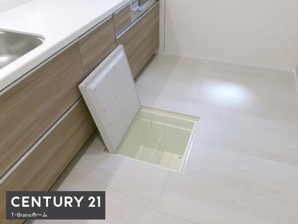 北名古屋市片場白山　2号棟　全3棟