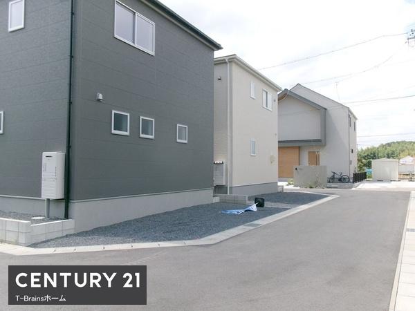 一宮市丹陽町九日市場第5　2号棟　全2棟