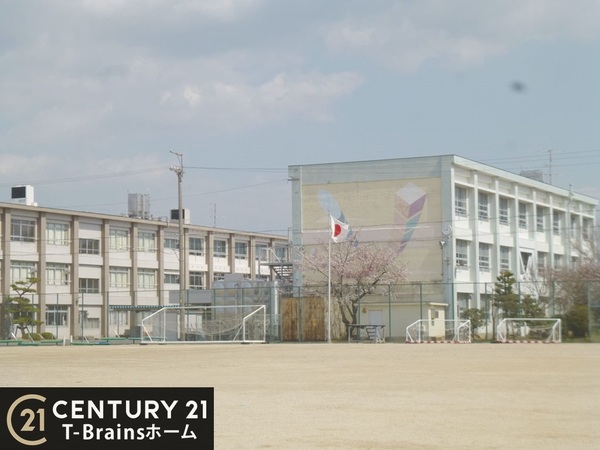 一宮市北方町北方　1号棟　全2棟(一宮市立北方小学校)