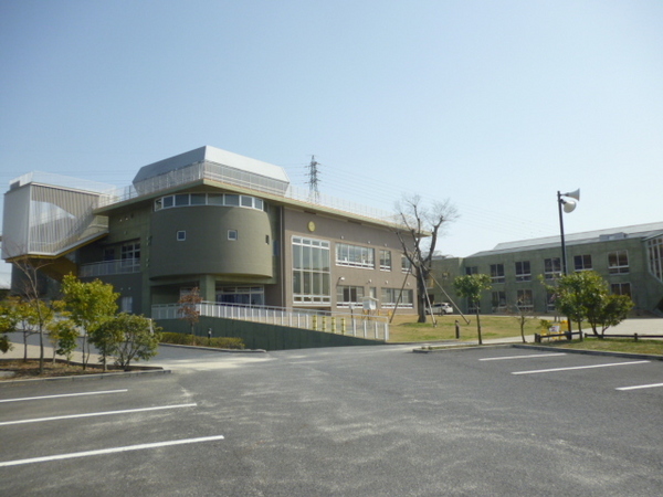多治見市滝呂町14丁目の土地(多治見市立滝呂小学校)