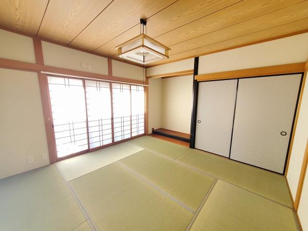 多治見市赤坂町８丁目の中古一戸建て