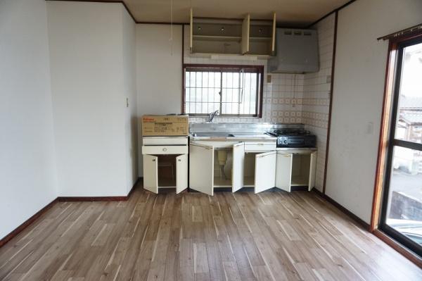 多治見市北丘町8丁目