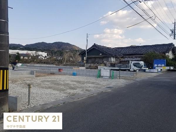 土岐市妻木町八反田　2号棟