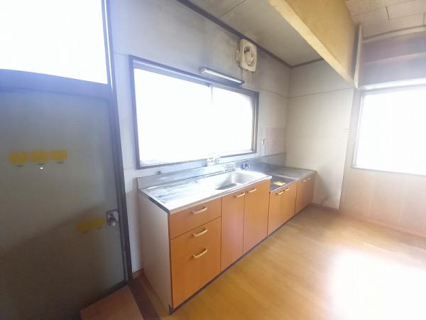多治見市笠原町