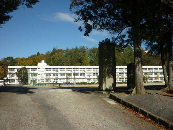 瑞浪市陶町水上の中古一戸建て(瑞浪市立陶小学校)