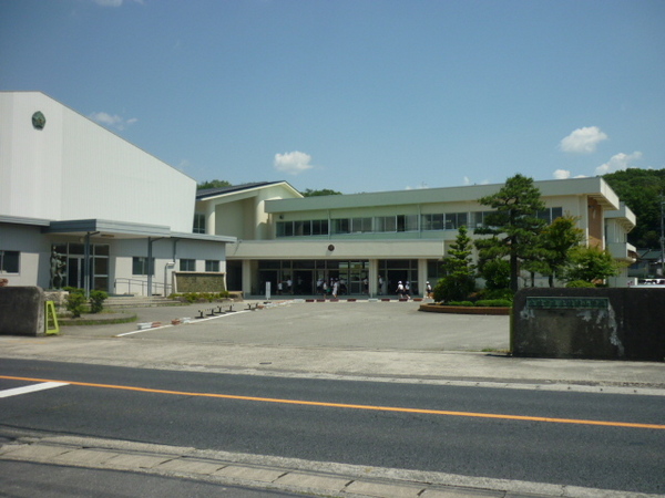 土岐市土岐津町高山の土地(土岐市立土岐津小学校)