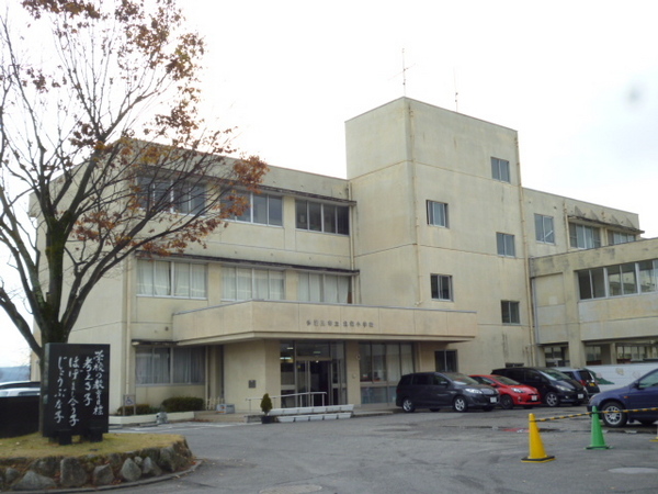 多治見市小名田町小滝の中古一戸建て(多治見市立北栄小学校)