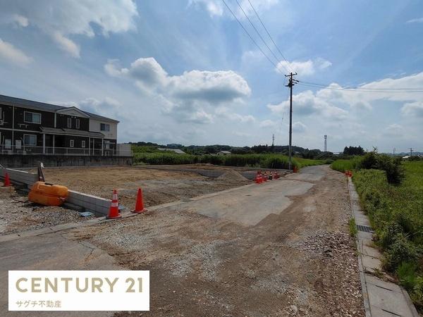 土岐市肥田町肥田田中　2号棟