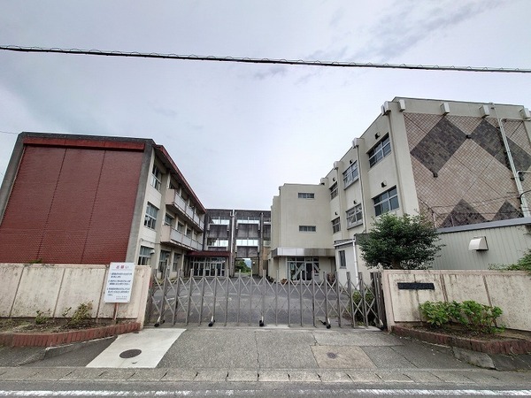 可児郡御嵩町伏見の土地(御嵩町立伏見小学校)