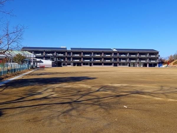 多治見市笠原町の土地(多治見市立笠原小中学校)