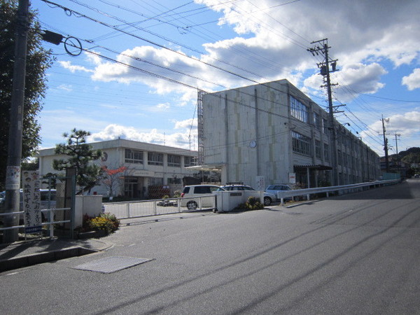多治見市平井町６丁目の土地(多治見市立小泉小学校)