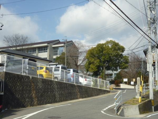 土岐市泉町大富の土地(土岐市立泉中学校)