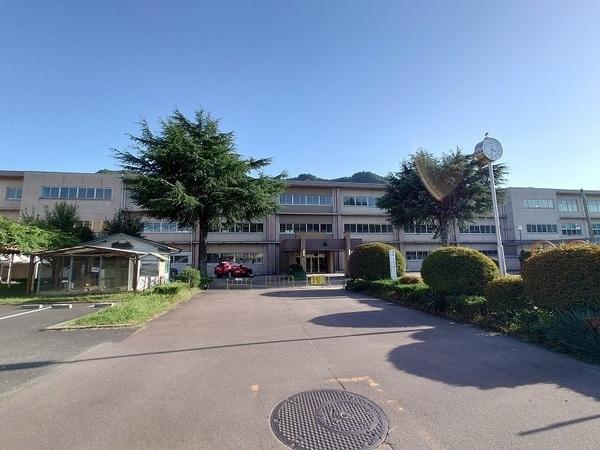 加茂郡坂祝町黒岩の土地(坂祝町立坂祝小学校)