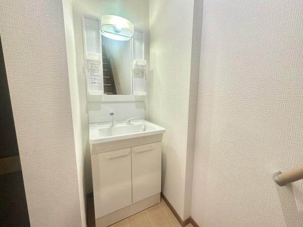 大東市三箇２丁目の中古一戸建て