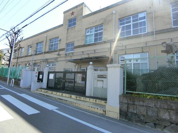 東大阪市中石切町４丁目の中古一戸建て(石切小学校)