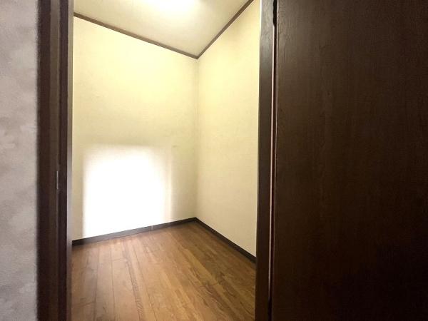 大東市西楠の里町の中古一戸建て