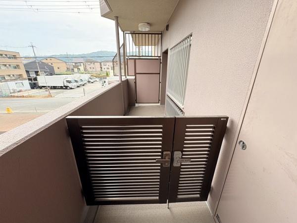ローレルスクエア近鉄吉田２番館