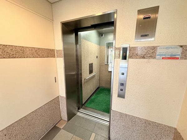 ローレルスクエア近鉄吉田２番館
