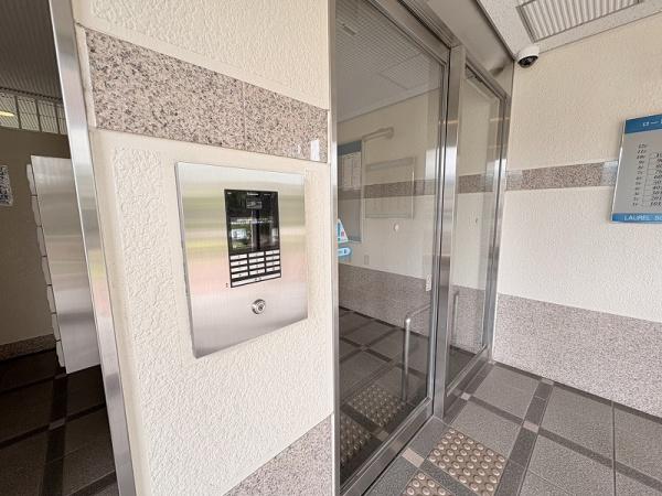 ローレルスクエア近鉄吉田２番館