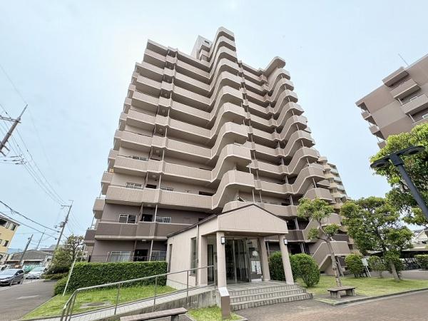 ローレルスクエア近鉄吉田２番館