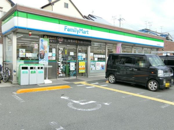 東大阪市鳥居町の中古一戸建て(ファミリーマート)