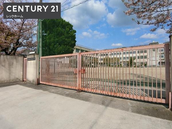 東大阪市日下町５丁目の中古一戸建て(東大阪市立孔舎衙小学校)