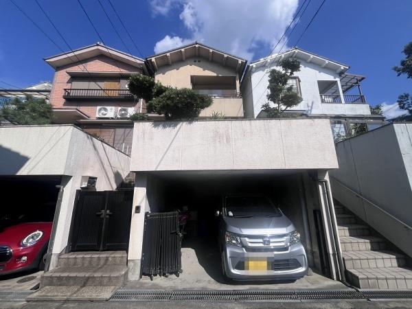 東大阪市六万寺町１丁目の中古一戸建て
