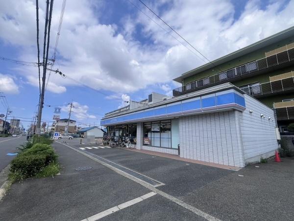 ディオ・フェルティ花園(ローソン東大阪玉串町東店)