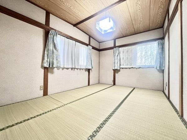 四條畷市塚脇町の中古一戸建て