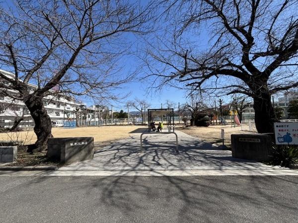 サンメゾン八戸ノ里(新家中町公園)