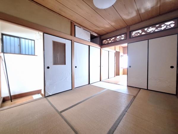 東大阪市中鴻池町２丁目の中古一戸建て
