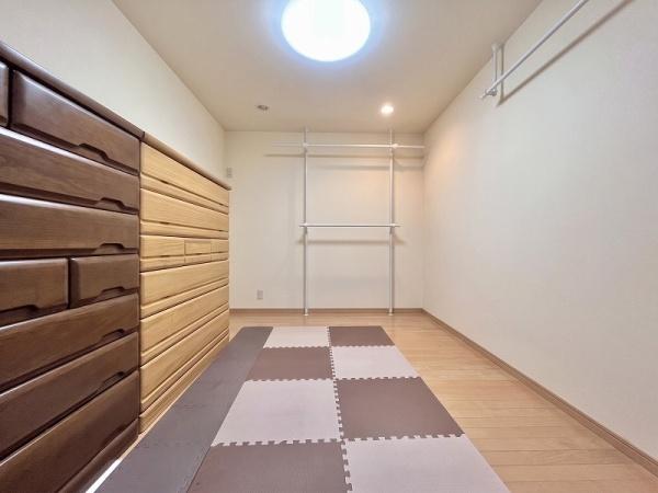 四條畷市さつきヶ丘の中古一戸建て